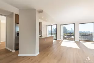 345 W Fullerton Pkwy, Chicago, IL 60614 - Photo 10