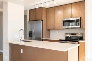 345 W Fullerton Pkwy, Chicago, IL 60614 - Photo 8