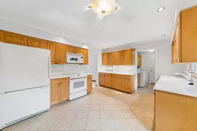 5641 Deerpath Lane, Downers Grove, IL 60516 - Photo 4