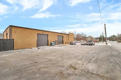 3S340 Rockwell Street S #201, Warrenville, IL 61087 - Photo 6