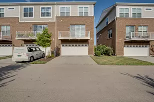 2939 Showplace Dr, Naperville, IL 60564 - Photo 28