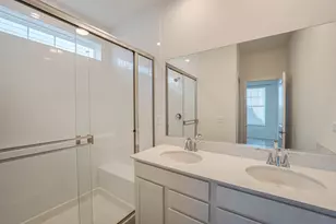 2939 Showplace Dr, Naperville, IL 60564 - Photo 24