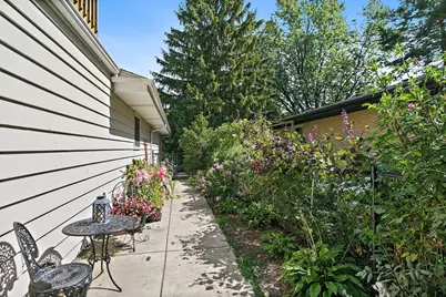 910 Division Street, Barrington, IL 60010 - Photo 50