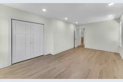 6341 N Campbell Avenue, Chicago, IL 60659 - Photo 14