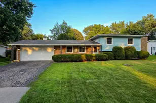 15821 S River Rd, Plainfield, IL 60544 - Photo 1