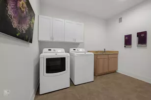225 N Columbus Dr, Chicago, IL 60601 - Photo 18