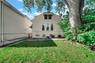 6704 W Albion Ave W, Niles, IL 60714 - Photo 18