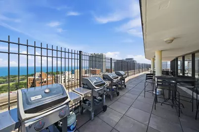 2930 N Sheridan Road #201, Chicago, IL 60657 - Photo 16