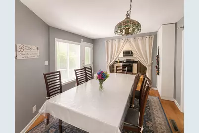 6647 N Lawndale Avenue, Lincolnwood, IL 60712 - Photo 12
