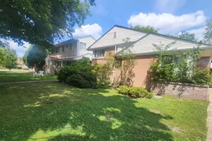 6647 N Lawndale Ave, Lincolnwood, IL 60712 - Photo 16