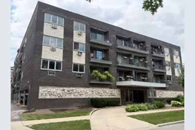 401 S Grove Avenue #3A, Oak Park, IL 60302 - Photo 1