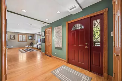 204 E 32nd Street, Chicago, IL 60616 - Photo 4