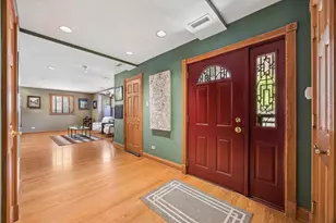 204 E 32nd St, Chicago, IL 60616 - Photo 4
