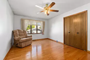10737 Linder Ave, Oak Lawn, IL 60453 - Photo 16