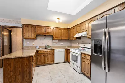 10737 Linder Avenue, Oak Lawn, IL 60453 - Photo 14