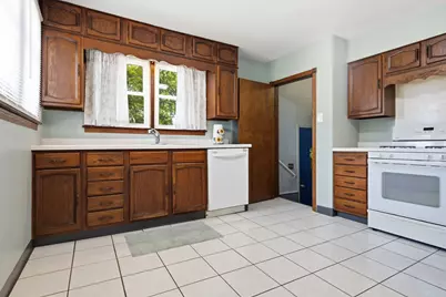 1426 E Morrell Street, Streator, IL 61364 - Photo 6
