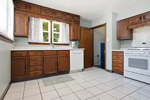 1426 E Morrell St, Streator, IL 61364 - Photo 6