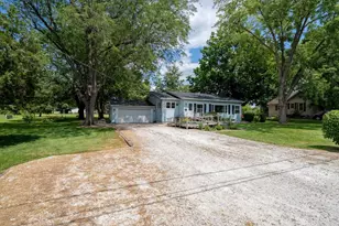 1426 E Morrell St, Streator, IL 61364 - Photo 40