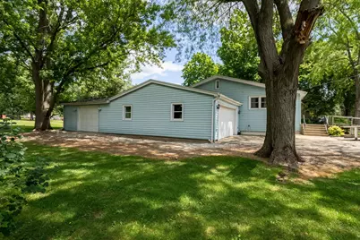 1426 E Morrell Street, Streator, IL 61364 - Photo 2