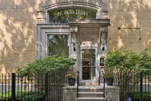 3900 N Claremont Ave, Chicago, IL 60618 - Photo 2
