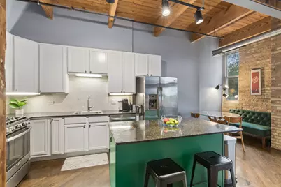 3900 N Claremont Avenue #205, Chicago, IL 60618 - Photo 6