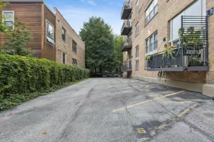 3900 N Claremont Ave, Chicago, IL 60618 - Photo 16