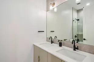 1334 W Rosedale Ave, Chicago, IL 60660 - Photo 18