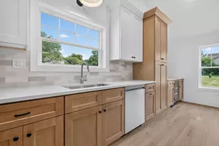 24621 Kaylee St, Shorewood, IL 60404 - Photo 10