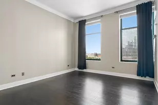 340 W Superior St, Chicago, IL 60654 - Photo 12