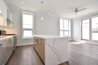 6555 W North Avenue #301, Oak Park, IL 60302 - Photo 2