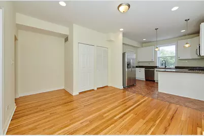 7209 N Damen Avenue #3, Chicago, IL 60626 - Photo 10