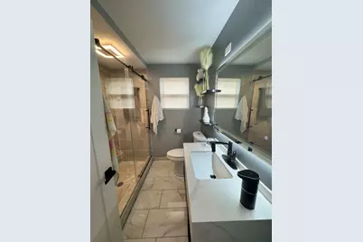 10806 S Avenue O, Chicago, IL 60617 - Photo 12