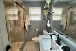 10806 S Avenue O, Chicago, IL 60617 - Photo 12