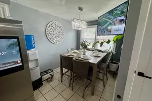 10806 S Avenue O, Chicago, IL 60617 - Photo 16