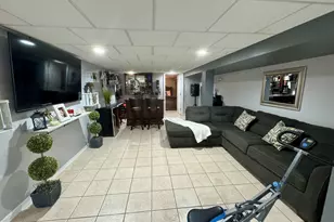 10806 S Avenue O, Chicago, IL 60617 - Photo 26