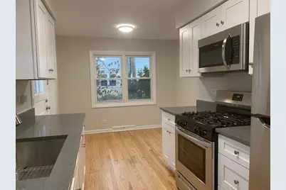 822 Skokie Boulevard #F, Wilmette, IL 60091 - Photo 2