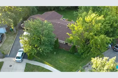 17 Crestview Terrace, Buffalo Grove, IL 60089 - Photo 24
