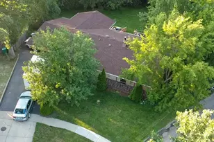 17 Crestview Terrace, Buffalo Grove, IL 60089 - Photo 24
