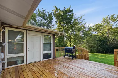 17 Crestview Terrace, Buffalo Grove, IL 60089 - Photo 20