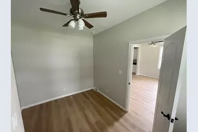 8370 Archer Avenue #1F, Willow Springs, IL 60480 - Photo 6