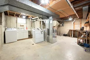 257 Beau Dr, Des Plaines, IL 60016 - Photo 26