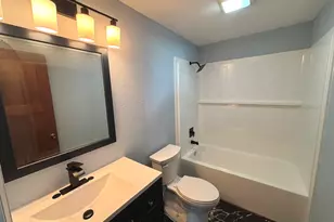 1102 E Church St, Salem, IL 62881 - Photo 10