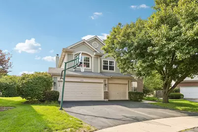2570 N Jade Avenue, Arlington Heights, IL 60004 - Photo 2