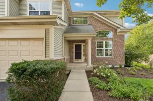 2570 N Jade Ave, Arlington Heights, IL 60004 - Photo 6