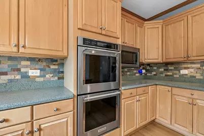 2570 N Jade Avenue, Arlington Heights, IL 60004 - Photo 28