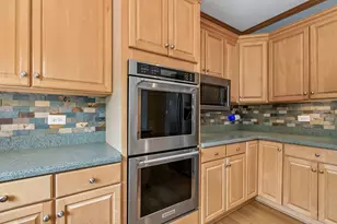 2570 N Jade Ave, Arlington Heights, IL 60004 - Photo 28