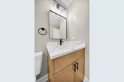 3052 N Major Avenue, Chicago, IL 60634 - Photo 16