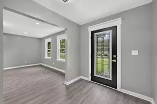 322 Elm St, Glen Ellyn, IL 60137 - Photo 2