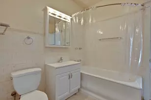 [Address not provided], Chicago, IL 60615 - Photo 6