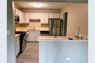 5S470 Scots Drive #D, Naperville, IL 60563 - Photo 6